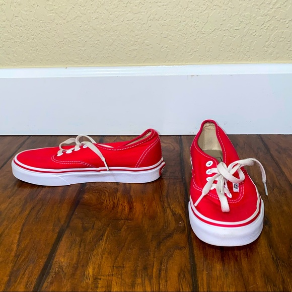 RED VANS - Picture 2 of 4